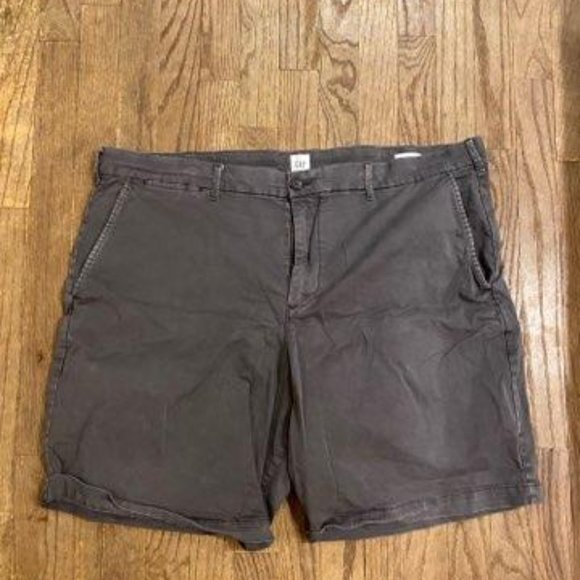 Gap Stretch 10" Men's Flat Front Shorts Gray sz 42 - Picture 1 of 3